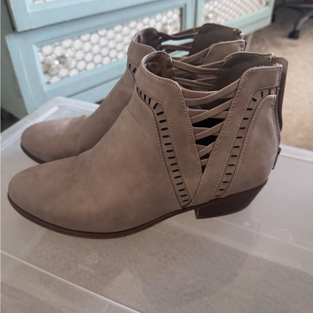 Women's Taupe Ankle Boots